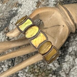 VINTAGE MONET GOLDEN YELLOW ABALONE STONE BOW CUFF BRACELET